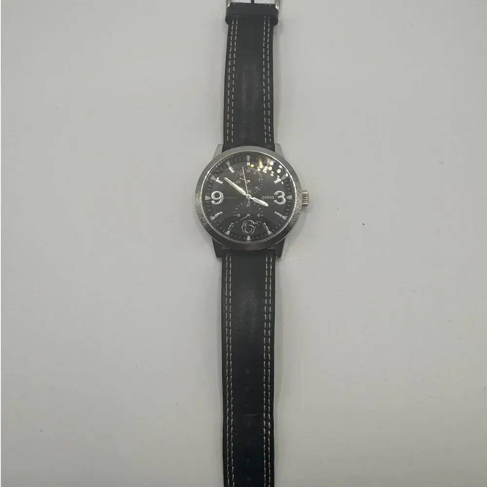 GUESS Men’s Chronograph Watch – Black Dial & Leather‎ Strap